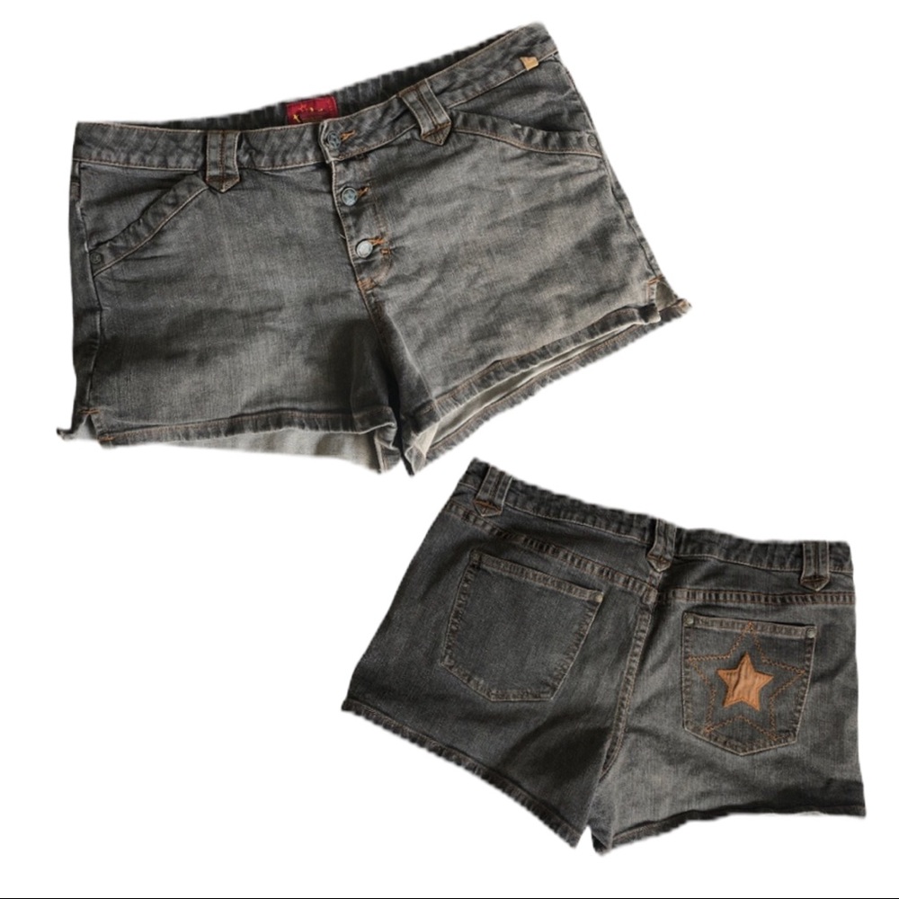 90’s Vintage TILT Star Patch denim shorts